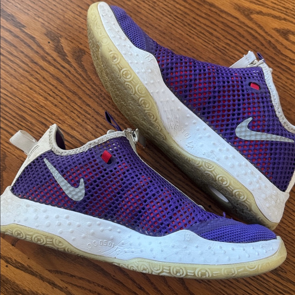 Nike By You Custom Made PG4 Basketball Shoes - Picture 9 of 10
